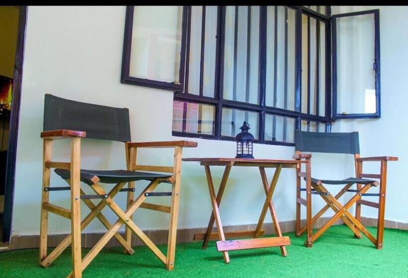 تختخواب و صبحانه Jh Apartments