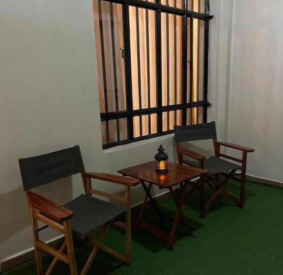 تختخواب و صبحانه Jh Apartments