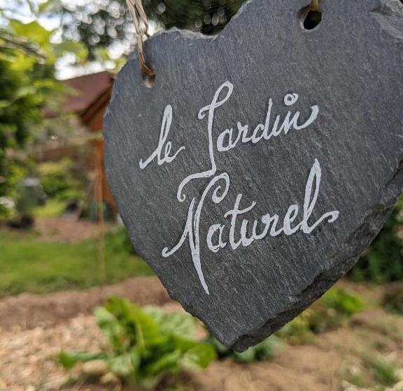 민박 La Grange Symphorine, Chambre D Hôtes De Charme Située Entre La Vallée De La Dordogne Et La Vallée D