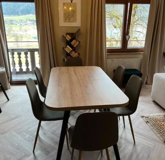 Ferienapartment Residenz Weisses Rössl Am See