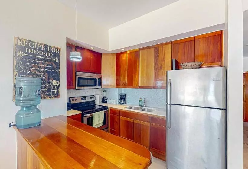 Hotelli A1 At Blue Water Beach Villas