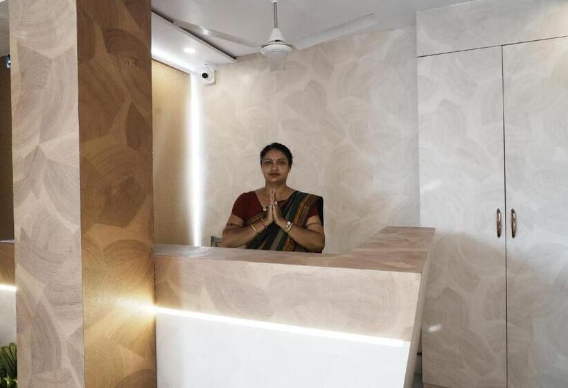 酒店 Anticlock Suites & Resorts