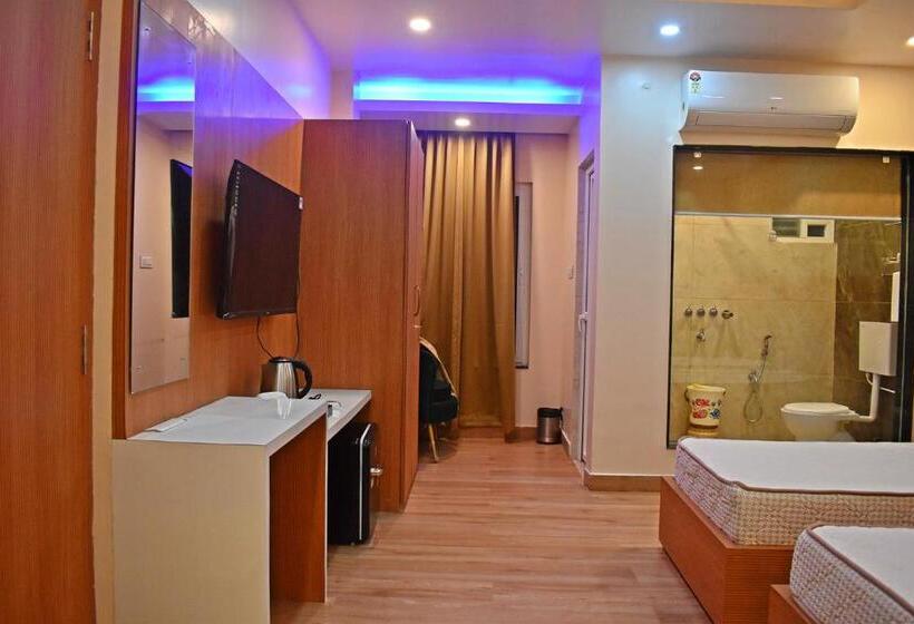 酒店 Anticlock Suites & Resorts