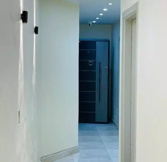 هتل کپسول Doctor House