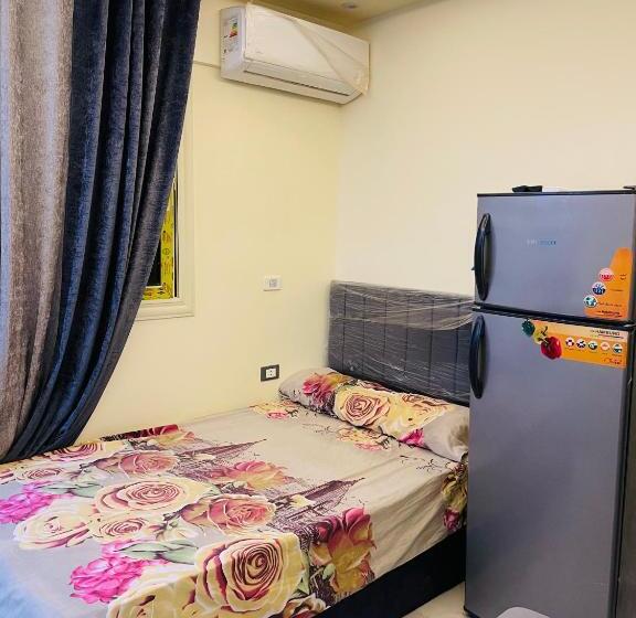 هتل کپسول Doctor House