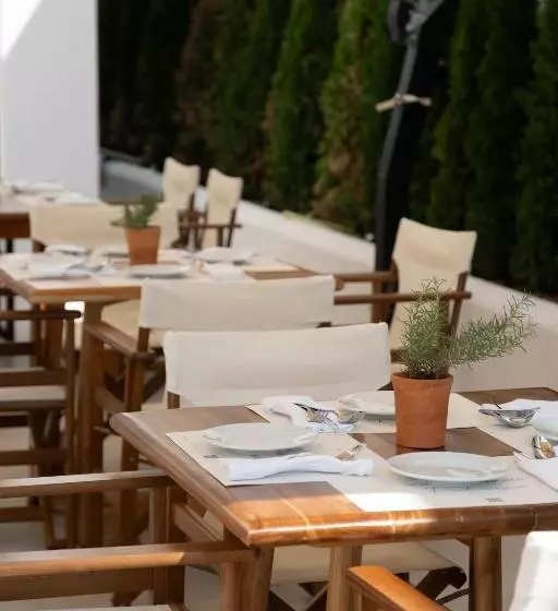 ホテル Great White