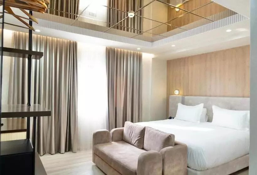 ホテル Great White