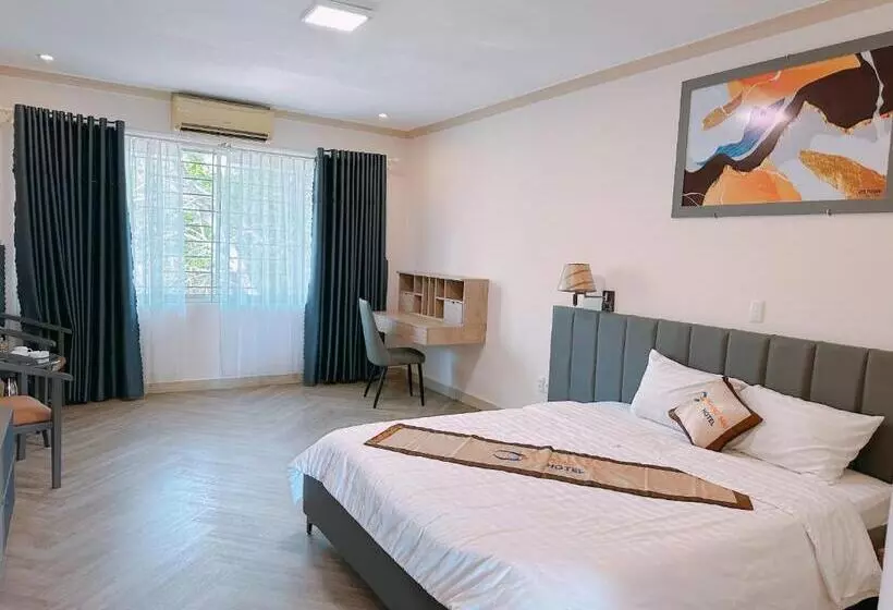 هتل Khách Sạn Hoàng Mai Dung Quất