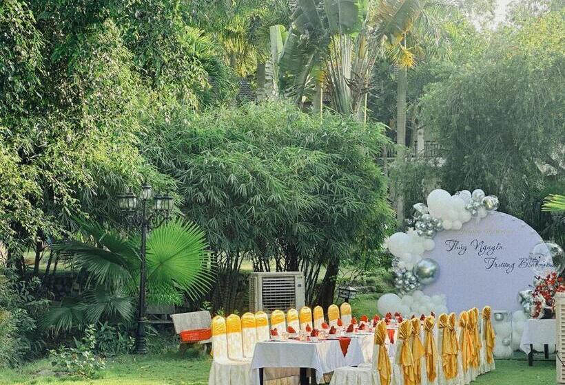 هتل Khách Sạn Hoàng Mai Dung Quất