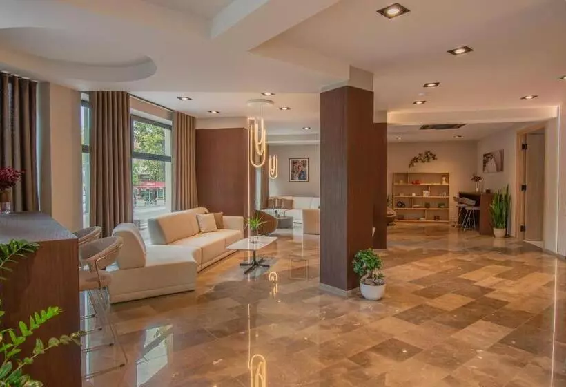 Hotelli Osetia Garden