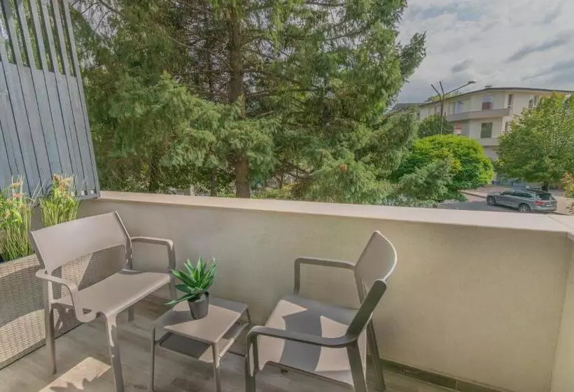 Hotelli Osetia Garden