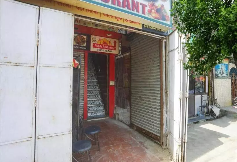 ホテル Shree Krishna Restaurant