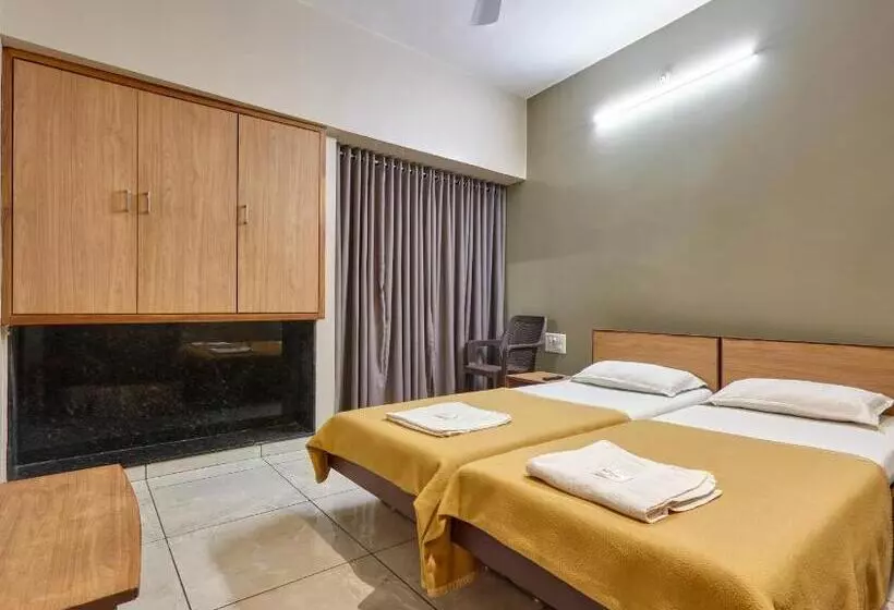 Hotelli Pathik  2 Star