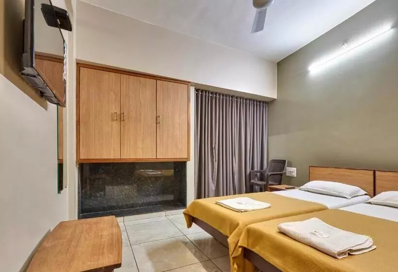 Hotelli Pathik  2 Star