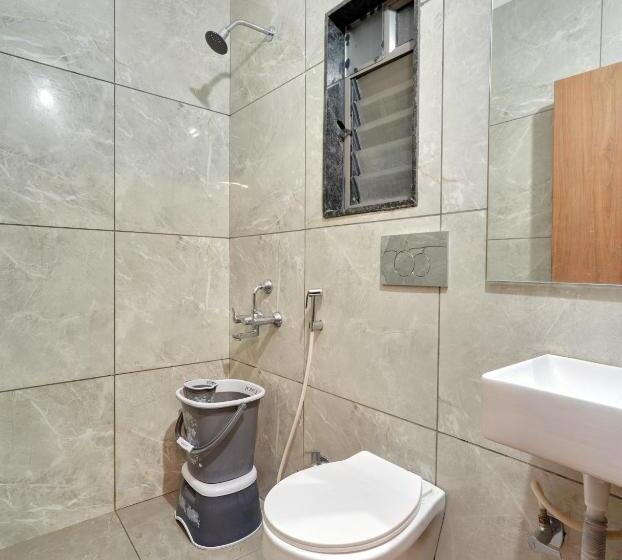 Hotell Pathik  2 Star