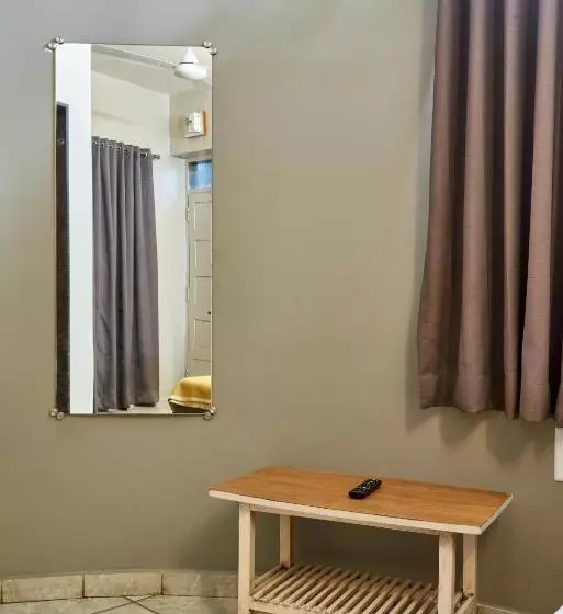 Hotelli Pathik  2 Star