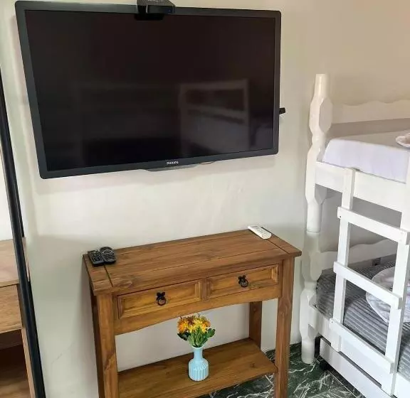 ホテル & Pousada    Luziânia