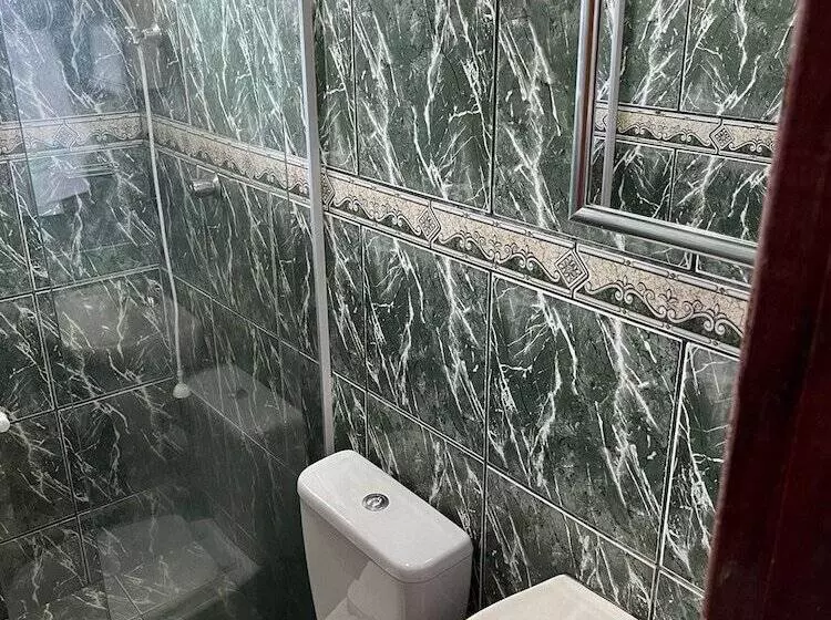 ホテル & Pousada    Luziânia