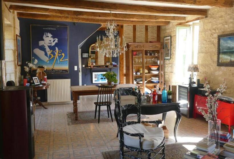 פנסיון 1 Rue Pasquet   A Double Room In The Main House