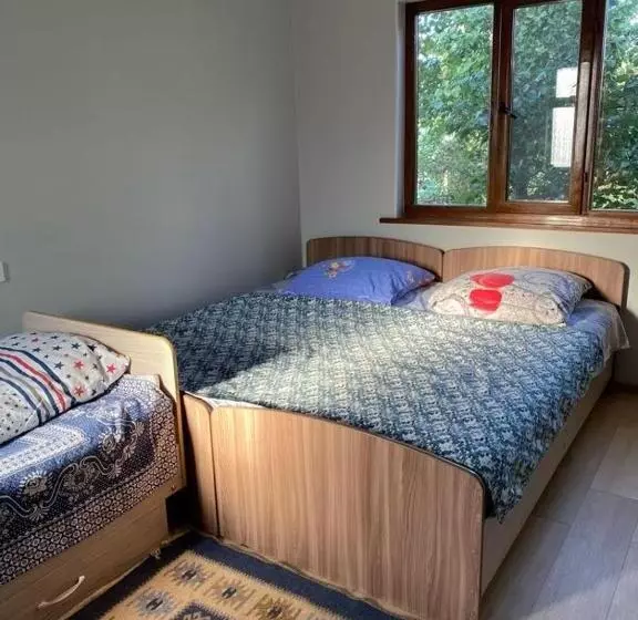 پانسیون Guest House Akjol