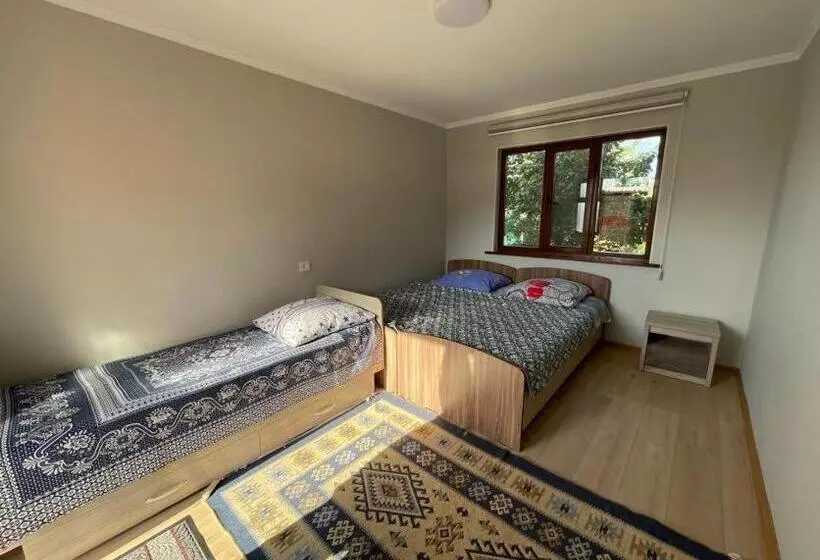 پانسیون Guest House Akjol