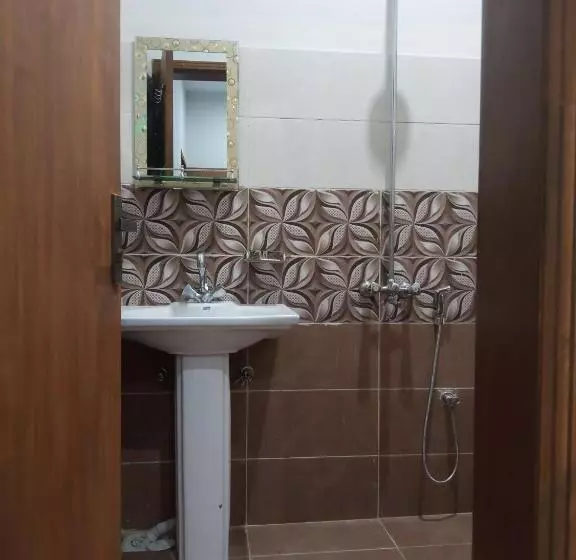 پانسیون Nursery Guesthouse