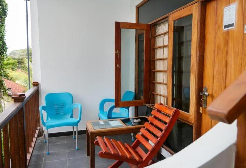 بنسيون Skyr Rest Inn