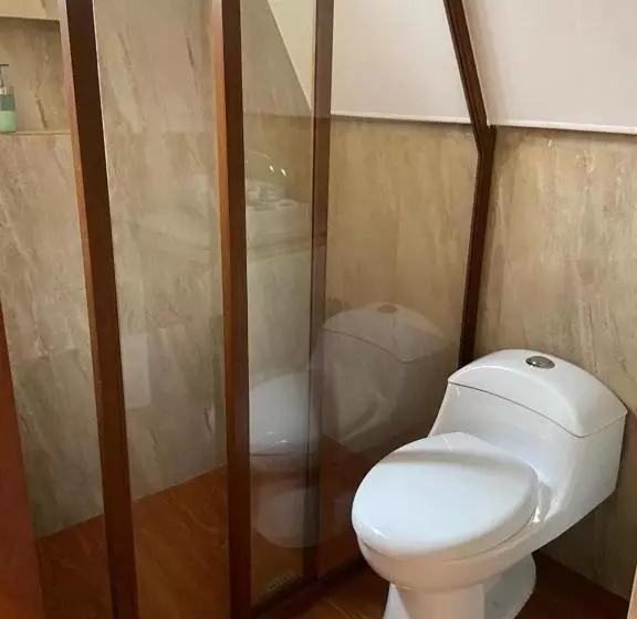 پانسیون The Lookout Hideaway Cabin