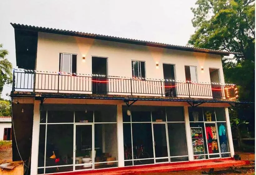 ペンション Tulip Hostel