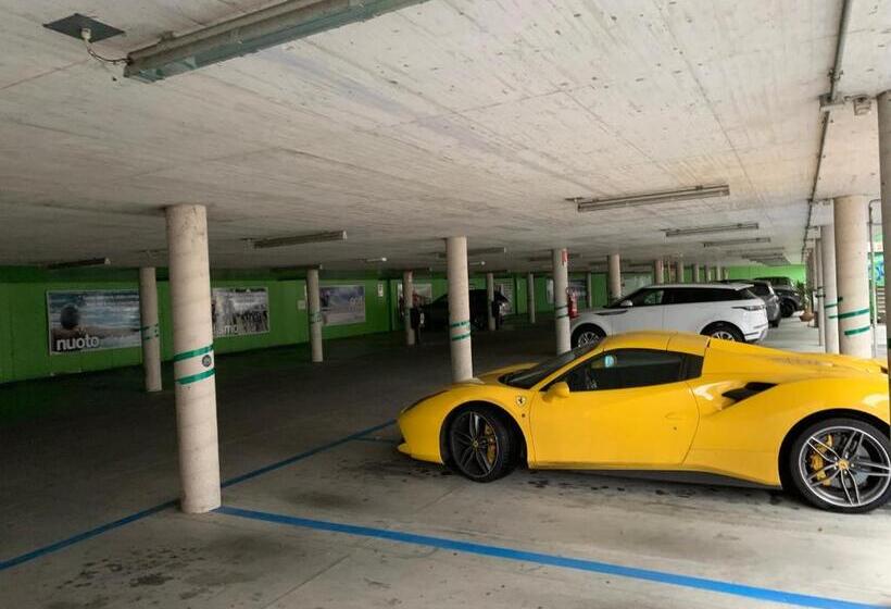 The Bergamo West Motel