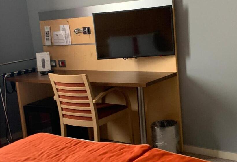 The Bergamo West Motel