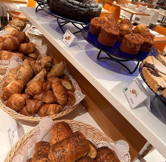 The Bergamo West Motel