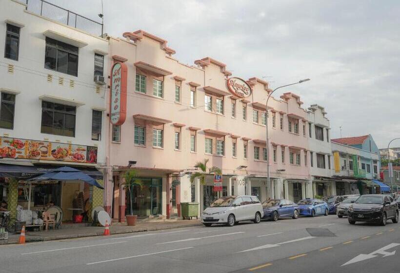 Amrise Hotel, Check In At 10pm, Check Out At 9am