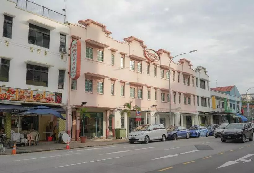 Amrise Hotel, Check In At 10pm, Check Out At 9am