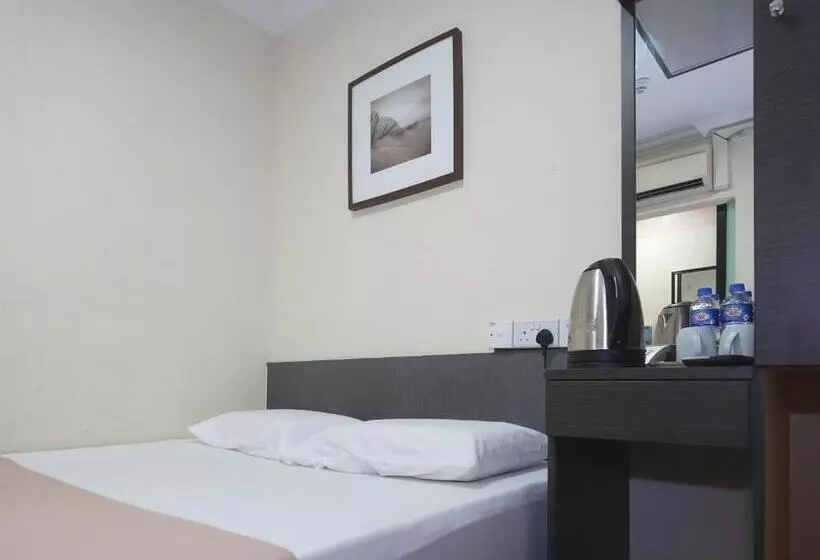 Amrise Hotel, Check In At 10pm, Check Out At 9am