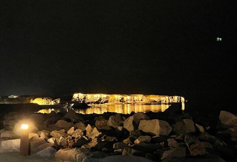 تختخواب و صبحانه G 1215 Apartment