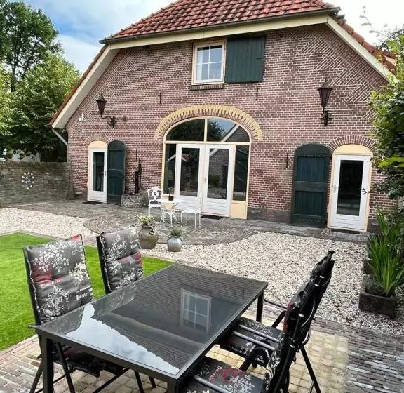 ベッドアンドブレックファースト Gastenverblijf Op Unieke Locatie De Kronkel Op De Veluwe