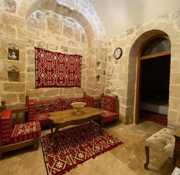تختخواب و صبحانه Hanedan Konağı Butik Otel Deluxe Traditional Double Room With Turkish Bath Kurşunlu
