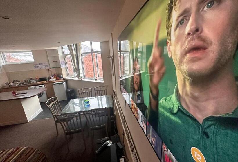 تختخواب و صبحانه Moor Park Apartments