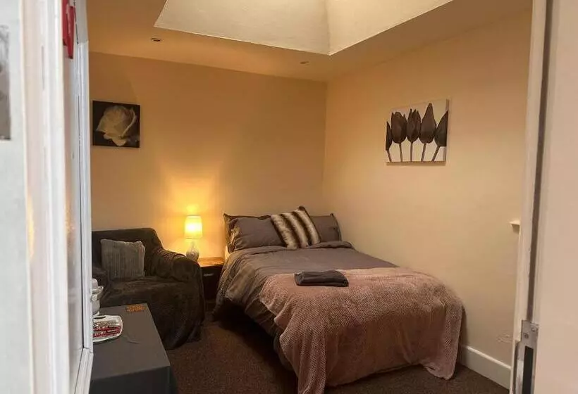 Aamiaismajoitus (B&B) Moor Park Apartments