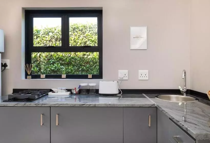 Aamiaismajoitus (B&B) On The Hills