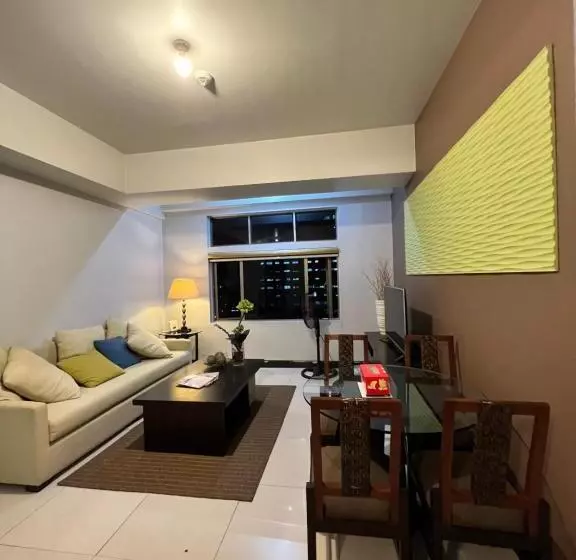 Cozy & Spacious 3br Unit In Manhattan Parkview Tower2
