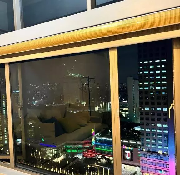 Cozy & Spacious 3br Unit In Manhattan Parkview Tower2