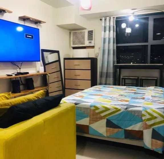 Edward S Bed 1