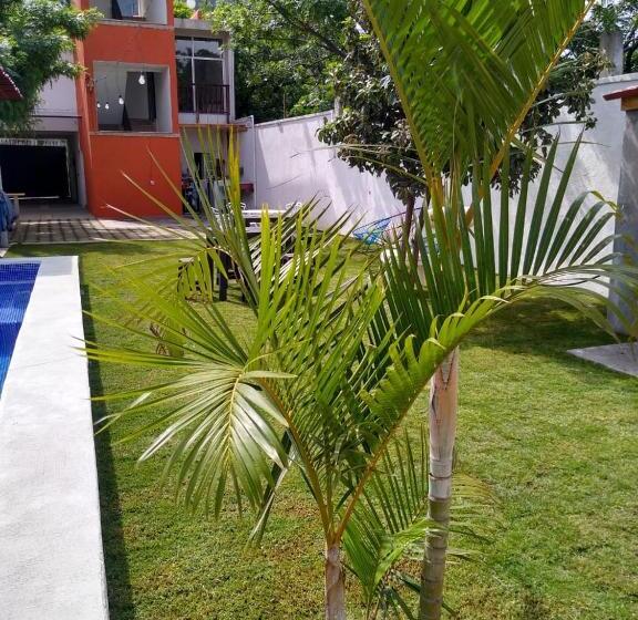 Otel Casa Hospedaje Monte Castillo