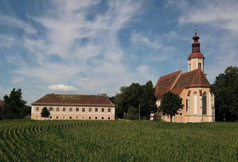 Hotelli Der Pfarrhof