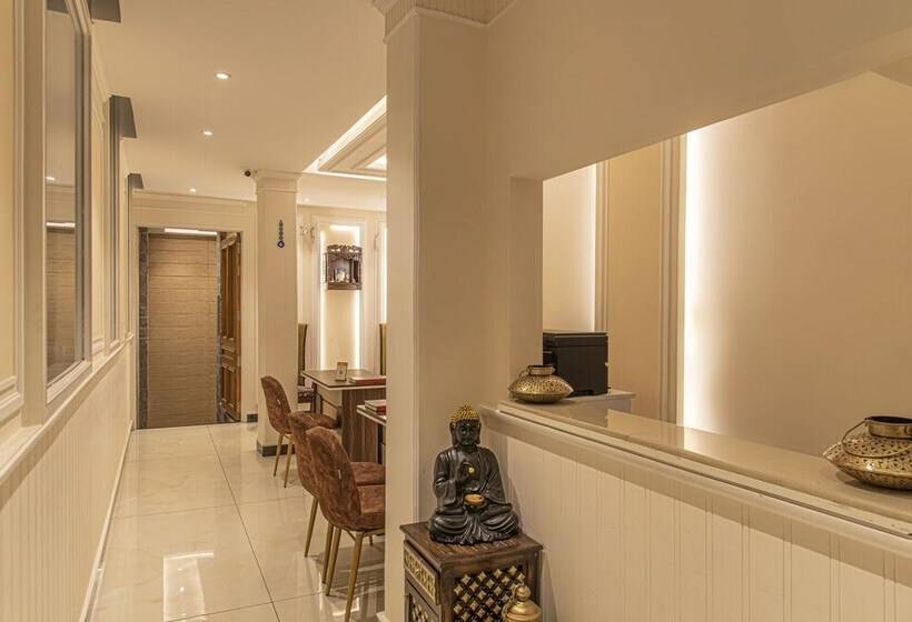 Hotel Echor Anant Vilas Shoghi