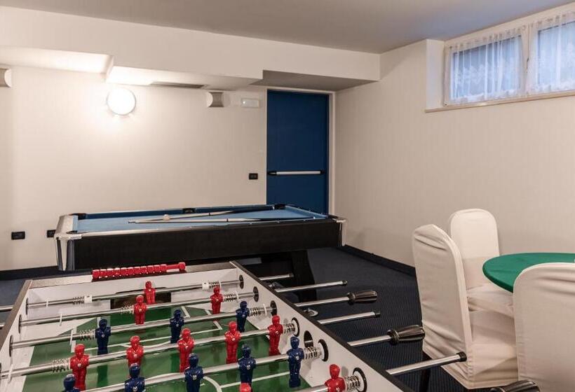 Отель Garni Meledrio