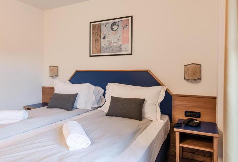 Отель Garni Meledrio