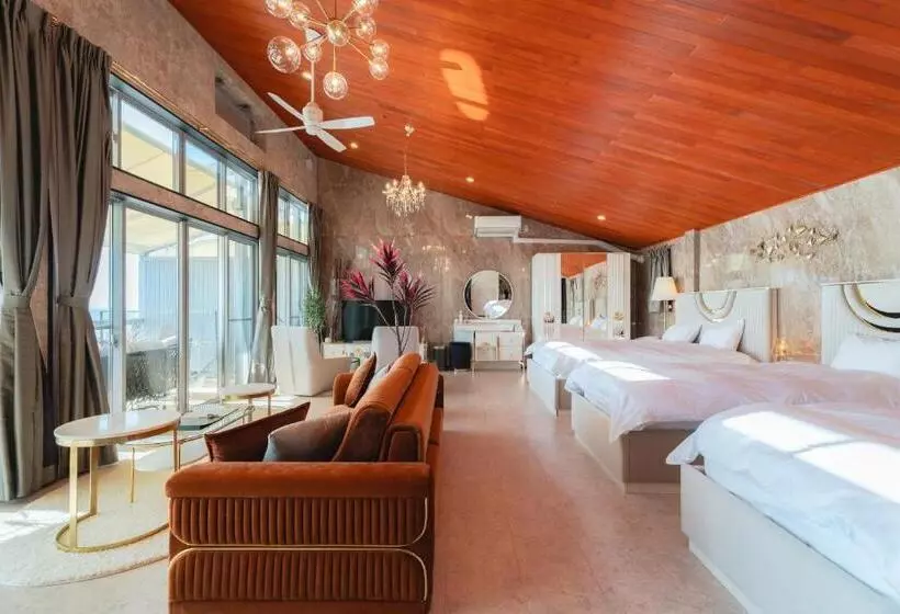 Hotelli Glamping&resort Wood Design Park Noma